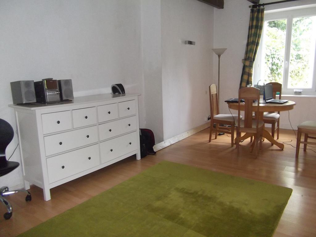 House On La Basse Martinais Ferienhaus
